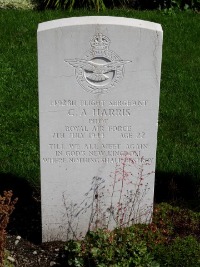 Klagenfurt War Cemetery - Harris, Colin Albert